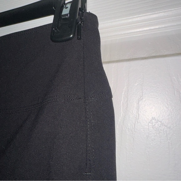 Athleta Womens Wander Slim Ankle Pants 2 Black Side Zip Sculptek Waist Stretch - Picture 2 of 8